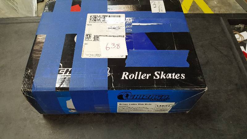 lot 638 image: Chicago Precision Rink Skate-Ladies 7