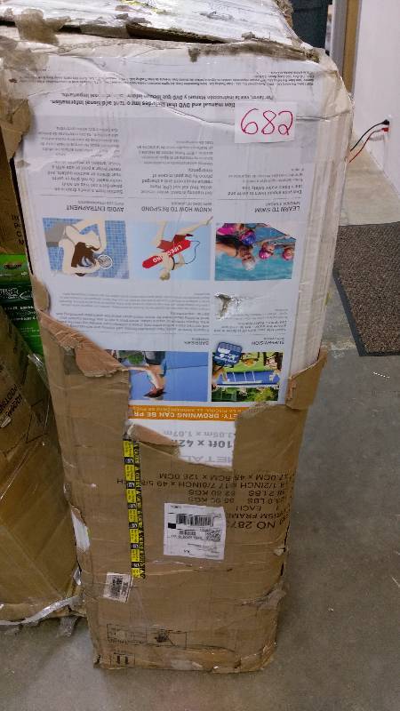 lot 682 image: Prism Frame Pool Set 15x42