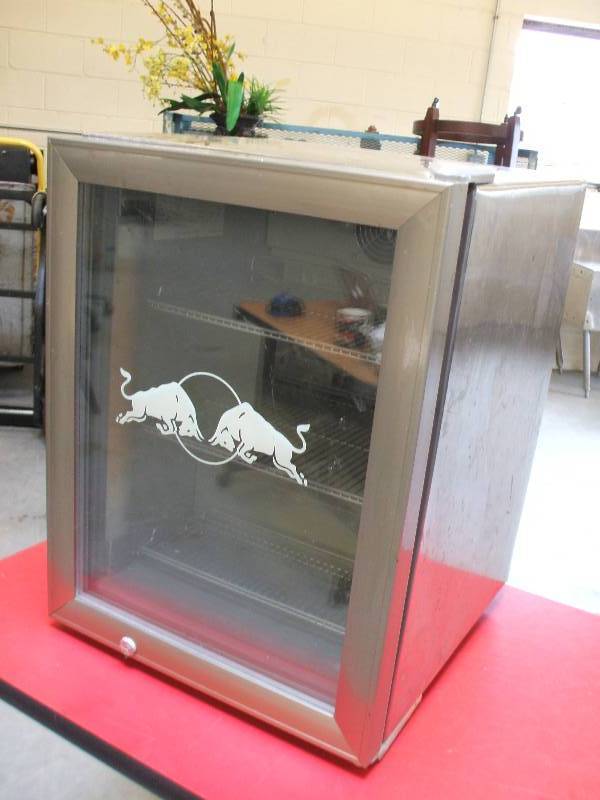 lot 803 image: STAINLESS STEEL MINI-COOLER