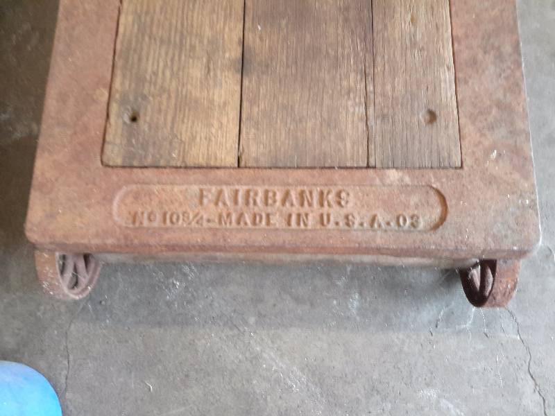 Fairbanks Platform Scale with weights
