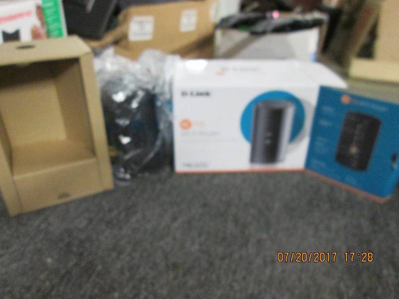 lot 205 image: d-link ac750 wi-fi router ...