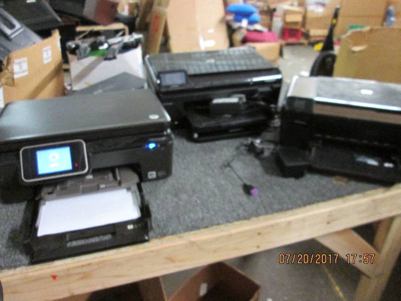 lot 210 image: 3 hp printers 2 are tested and work...