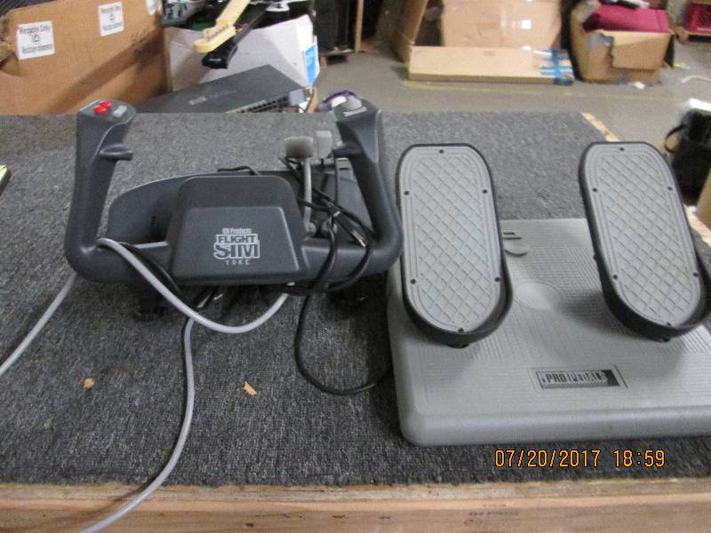 lot 219 image: ch products flight sim yoke and ped...