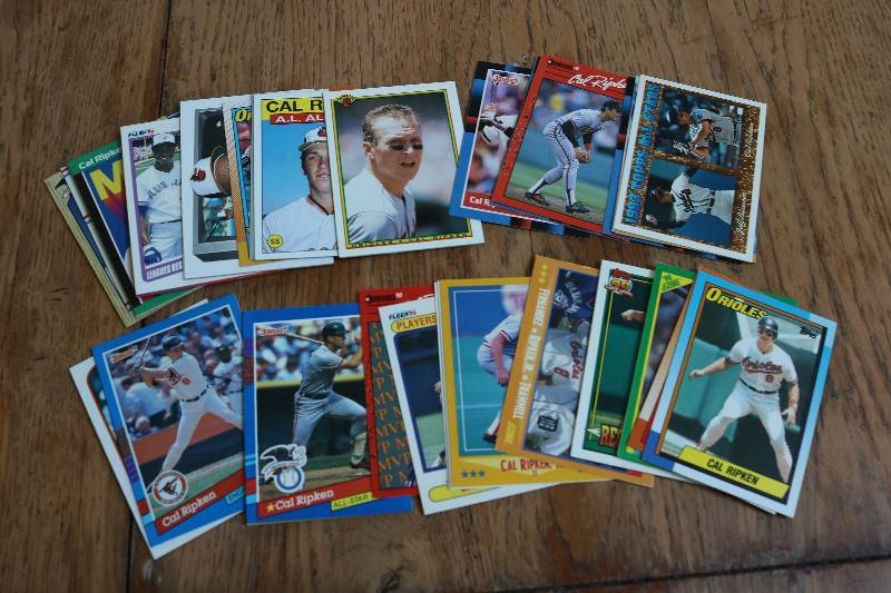 lot 102 image: 40 Cal Ripkin cards...