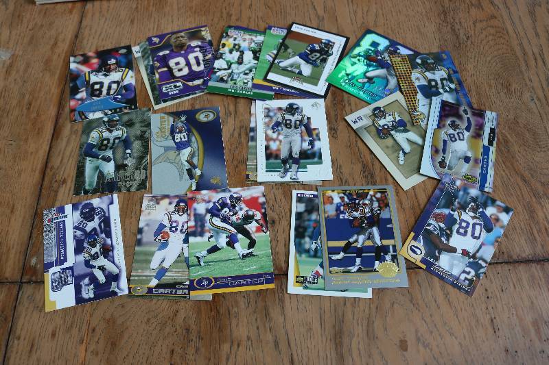 lot 115 image: 25 Cris Carter cards...