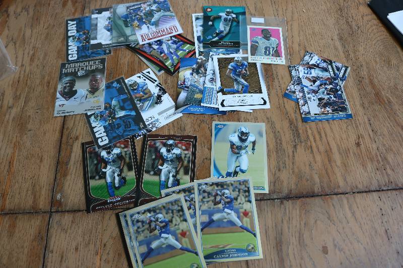 lot 146 image: 26 Calvin Johnson cards...