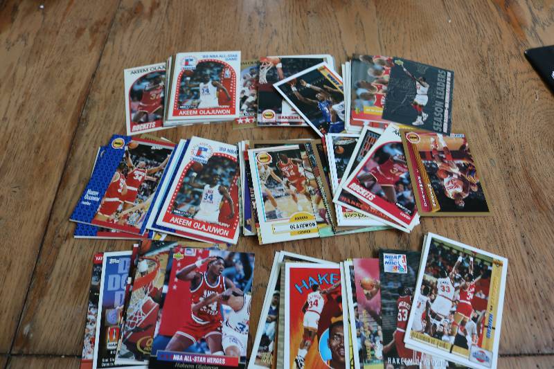 lot 152 image: 100 Hakeem Olajuwon cards...