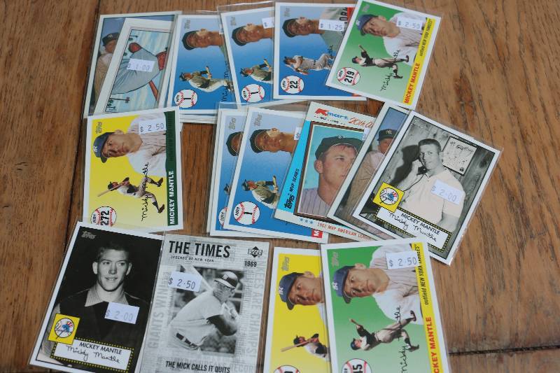 lot 159 image: 20 Mickey Mantle cards...