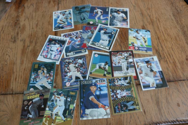 lot 163 image: 20 Derek Jeter cards...