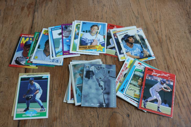 lot 176 image: 50 george Brett cards...