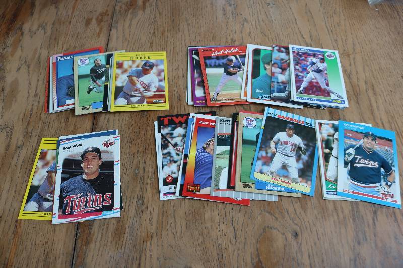 lot 177 image: 50 Kent Hrbek cards...
