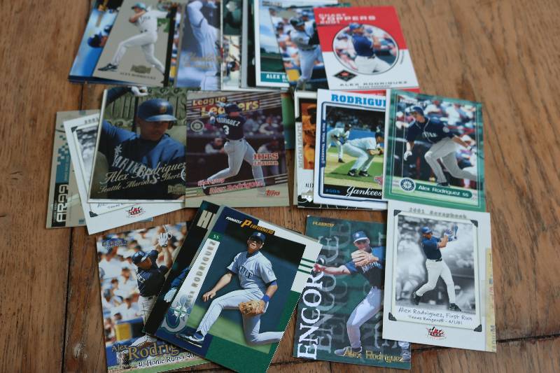 lot 187 image: rod Carew Donruss cards...