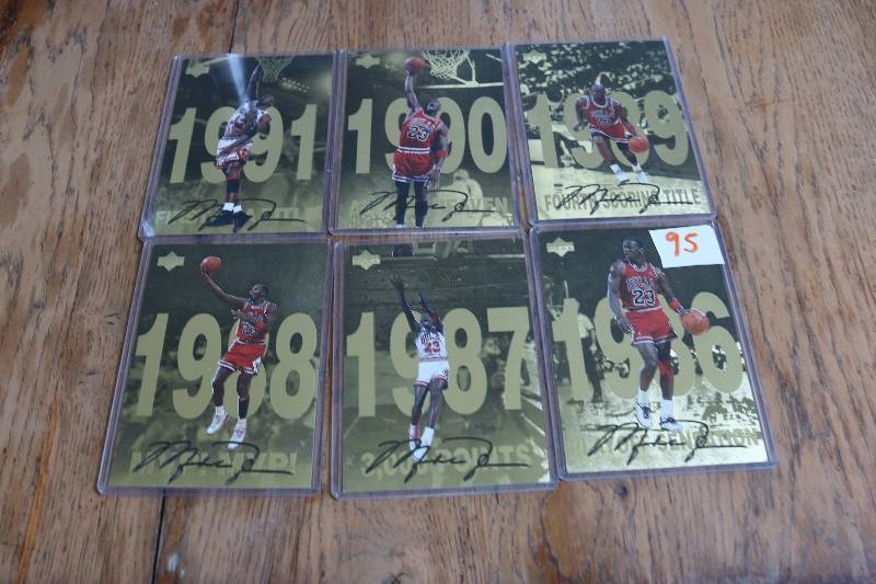 lot 195 image: 6 1998 Upper deck Gatorade Michael ...