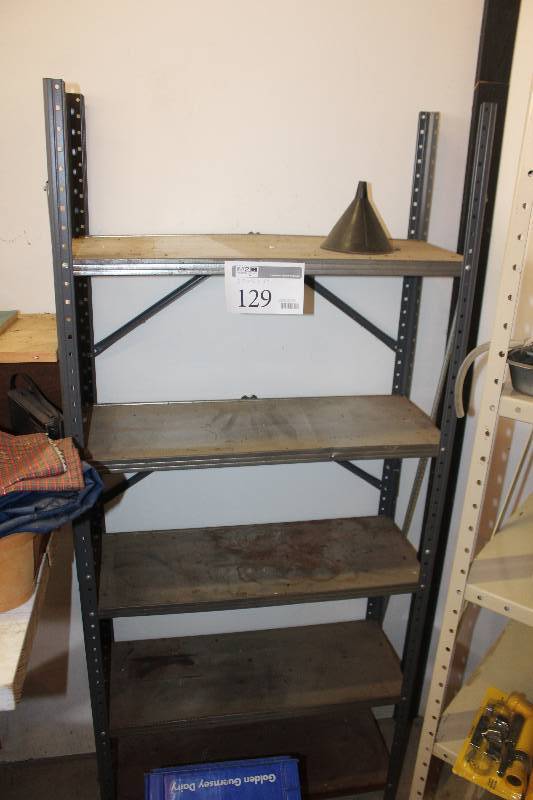 lot 129 image: 5-Shelf Adjustable Storage Rack