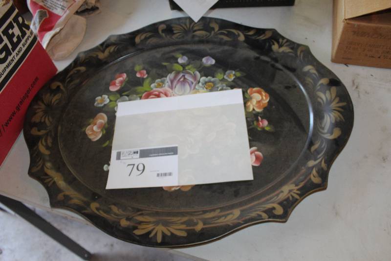 lot 79 image: Floral Decorative Serving Tray