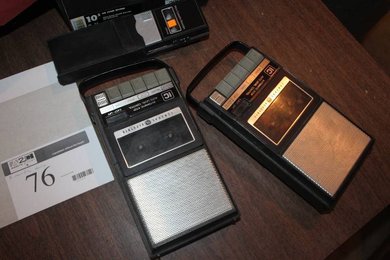 lot 76 image: Lot of (3) Recording Equipment Includes Portable Cassette Recorders, Mini-Recorder