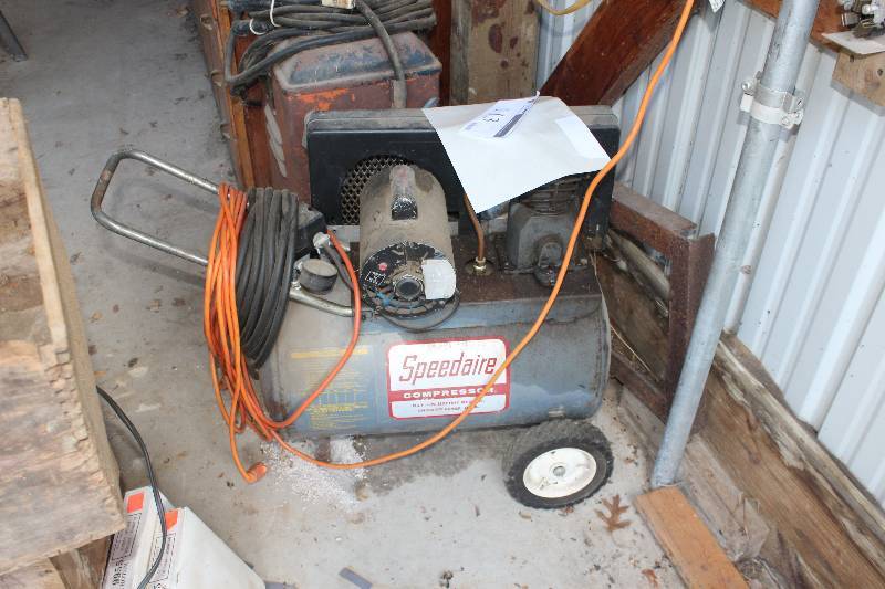 lot 113 image: Speedaire Air Compressor