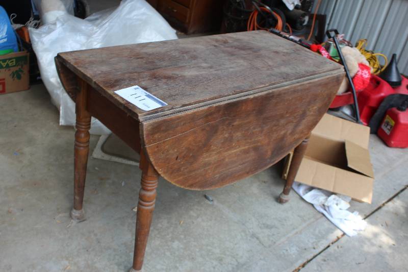 lot 111 image: Folding Dining Table