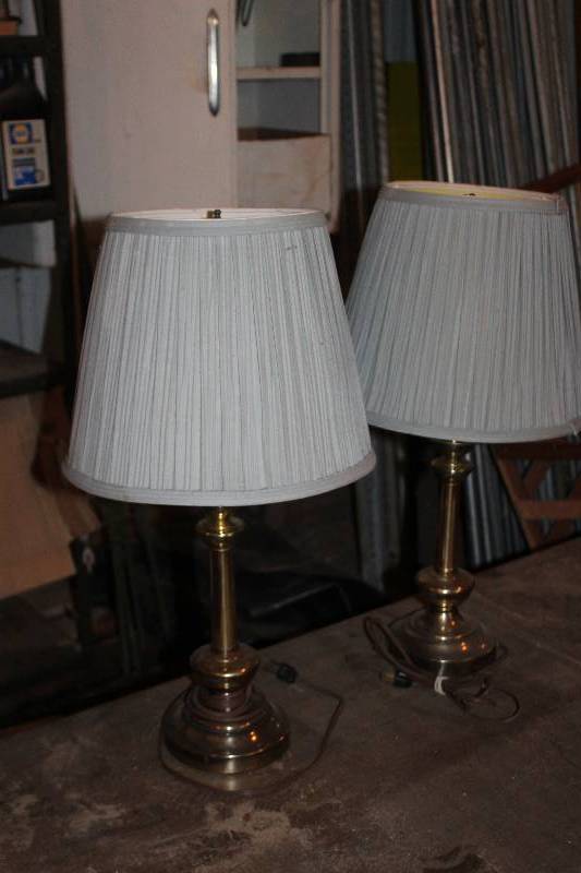 lot 179 image: Lot of (2) Lamps