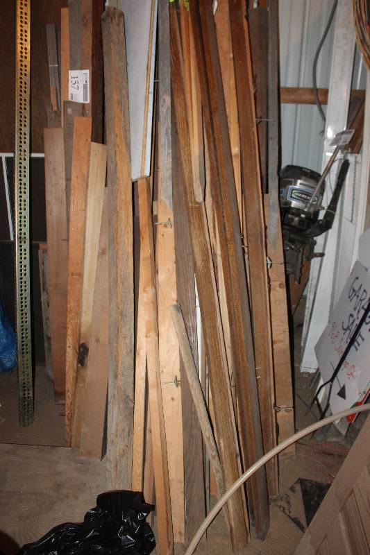 lot 157 image: Scrap Wood, Various Sizes