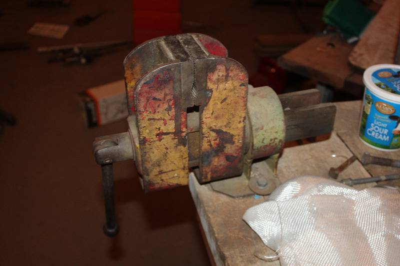 lot 241 image: Bench Vice