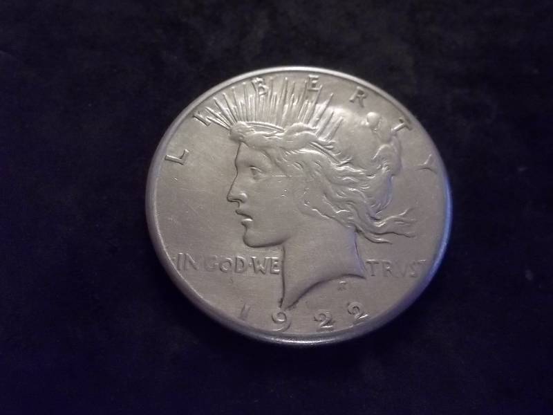 1922 S Silver Peace Dollar  Better Date