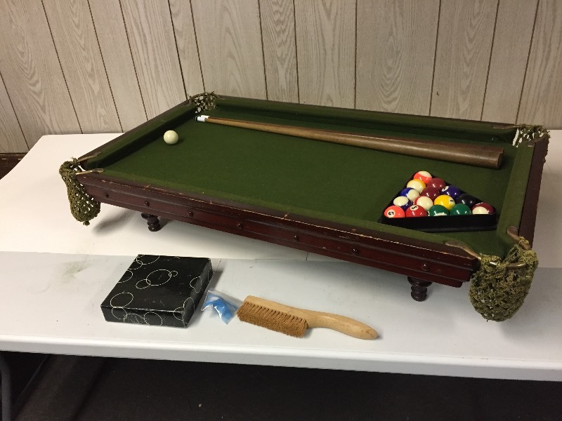 lot 6 image: Pool Table Vintage  39 x 23 x 7.5