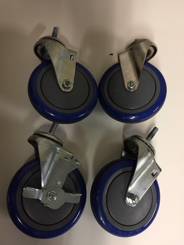 lot 25 image: Heavy Duty Wheels SC 5