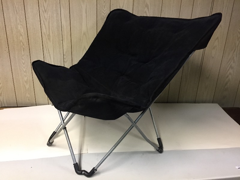 lot 44 image: Folding Chair Black Cushion