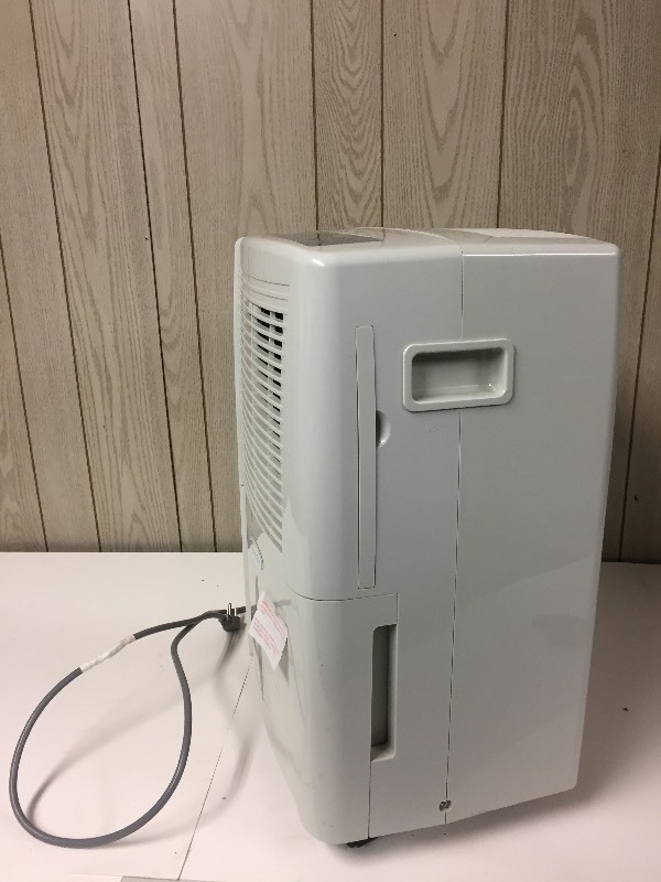 Dehumidifier Comfort Aire Hand Power Tools Lawn Care