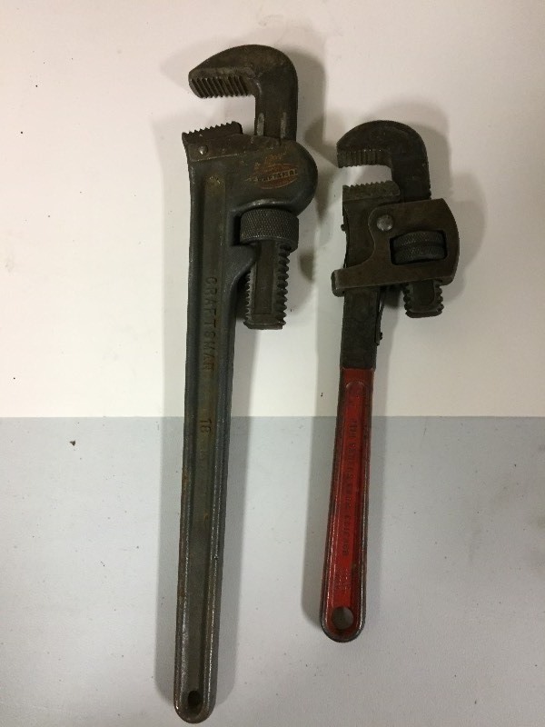 lot 63 image: Pipe Wrenches - Craftsman & Penens