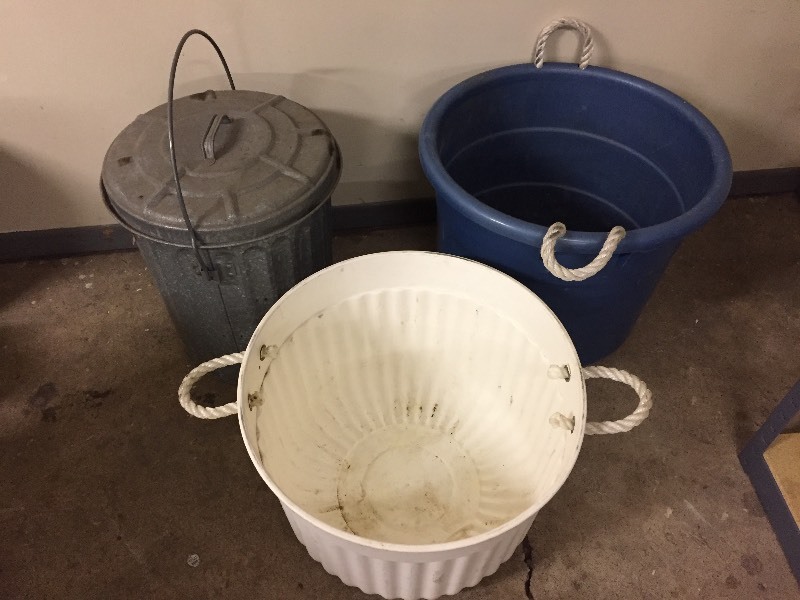 lot 71 image: Covered Trash can & Tubs