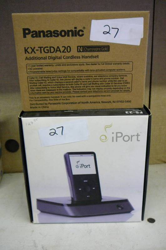 lot 27 image: Panasonic Digital Cordless Handset