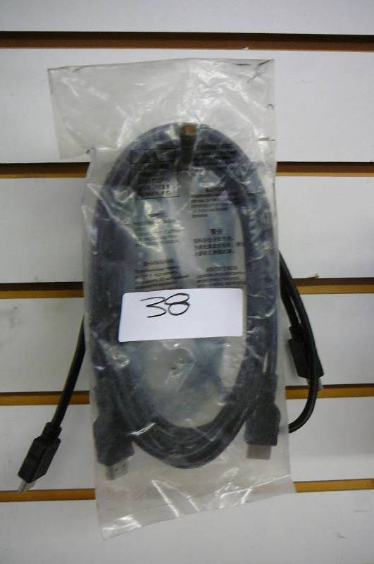 lot 38 image: HDMI Cables