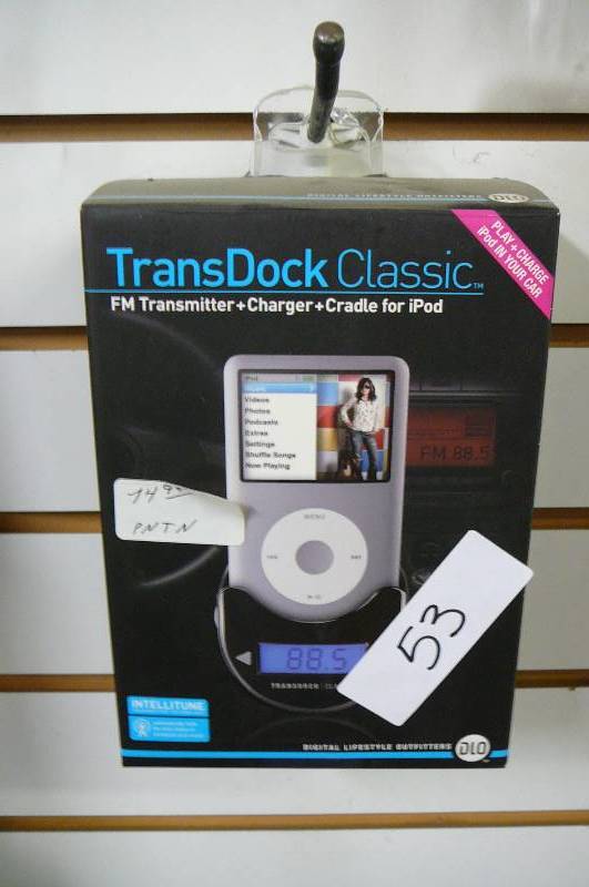 lot 53 image: Transmitter, Charger, Cradle for IPOD
