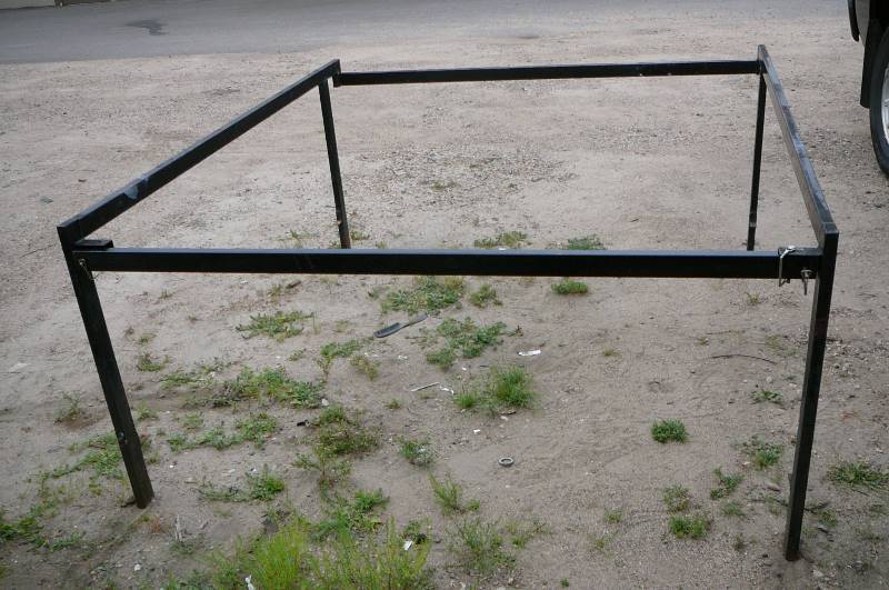 lot 63 image: Chev Short box Ladder Rack