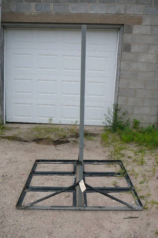 lot 64 image: Pierce less Antenna Roof Mount