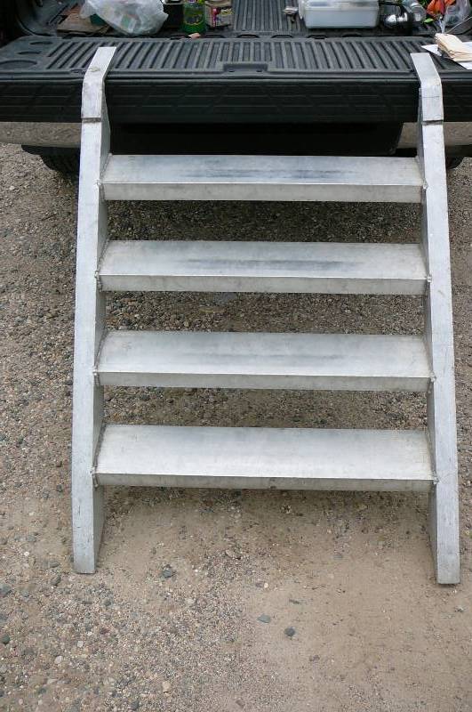 lot 69 image: TruckDock Steps