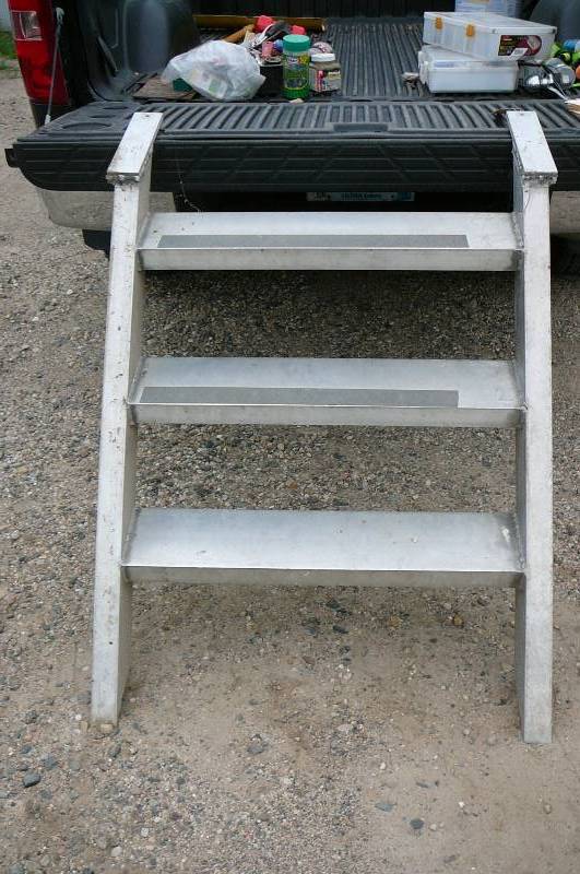 lot 70 image: TruckDock Steps