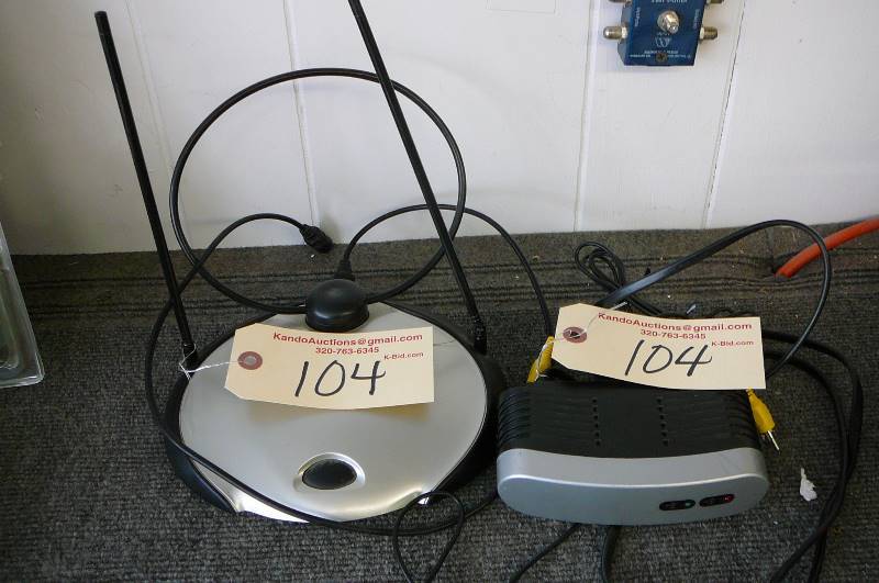 lot 104 image: Philips Antenna