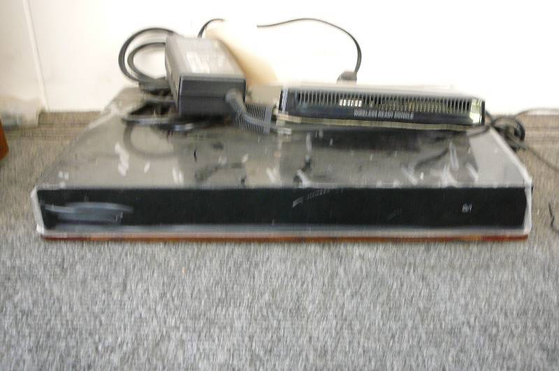 lot 110 image: Wireless Media Box Receiver LG