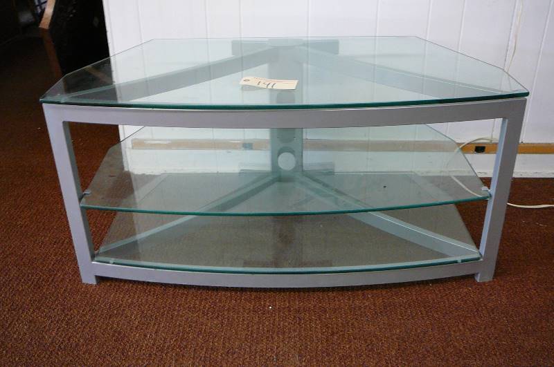 lot 141 image: Entertainment Center glass shelves