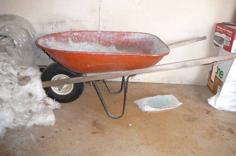 lot 279 image: Wheel Barrel