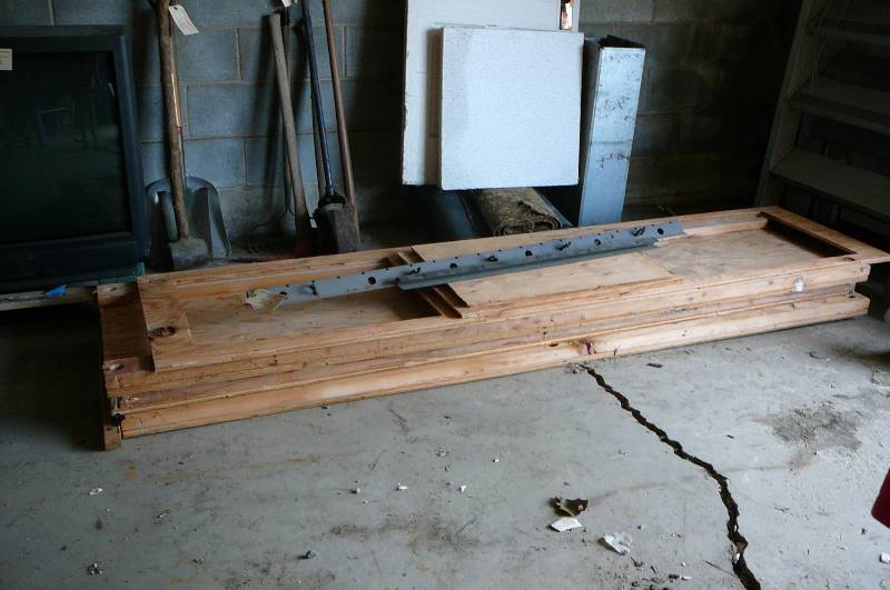 lot 303 image: Plyboard Rack Material