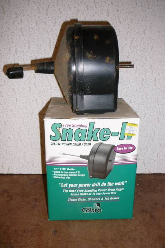 lot 324 image: Snake it