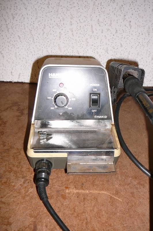 lot 326 image: Soldering Station