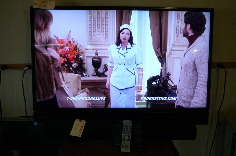 lot 366 image: 46 Mitsubishi Used TV with Sound Bar