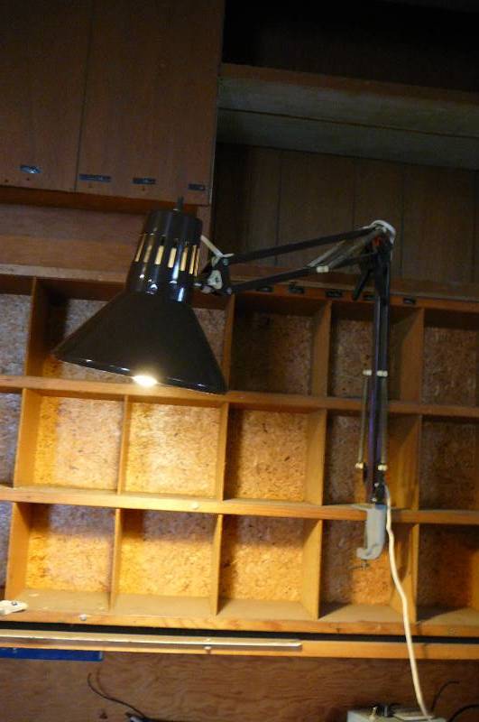 lot 370 image: Adjustable Light