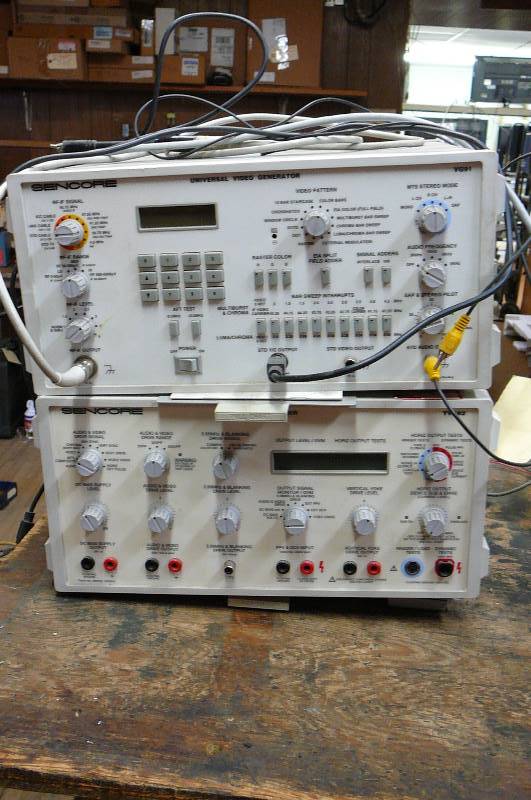 lot 379 image: Sencor TV Video Analyzer