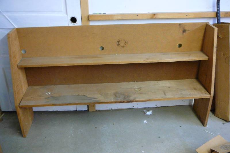 lot 192 image: 2  Shelves